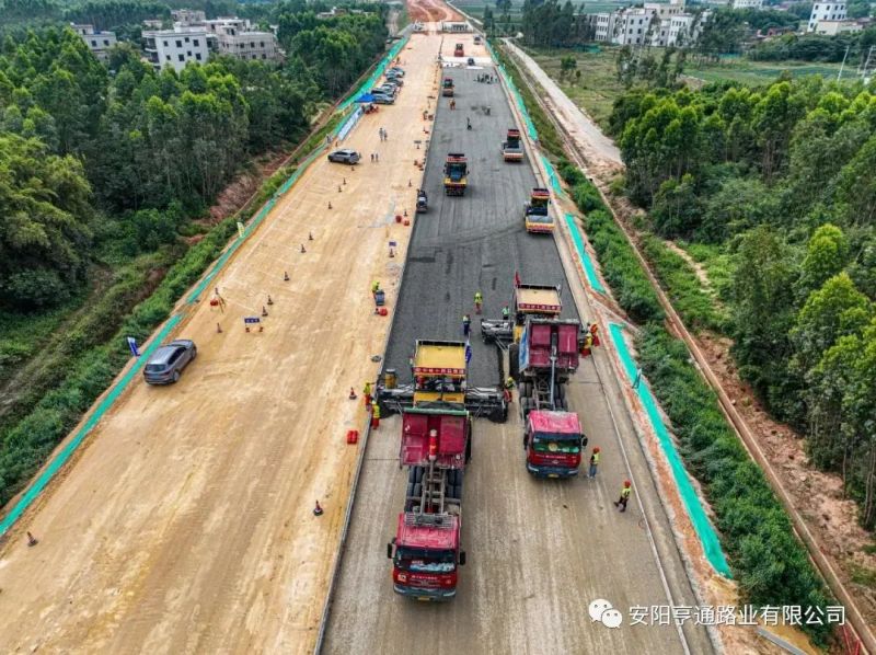 【省重 點項目】3D技術“打印”高速公路，南三島大橋項目進入路面工程施工階段